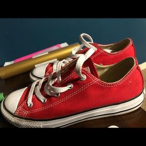 Red converse